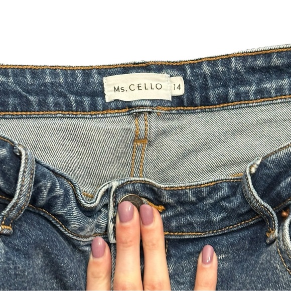 Ms. Cello Distressed Blue Jeans - Women’s Size 14 - Picture 2 of 5